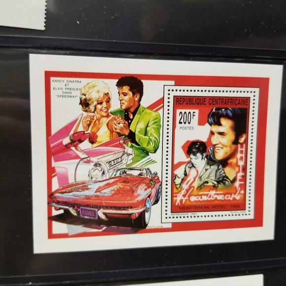 Set of 11 Elvis Presley stamps - Picture 5 of 8